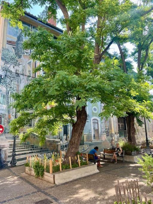 Soho - Le Corner Montpellier Apartment Exterior photo